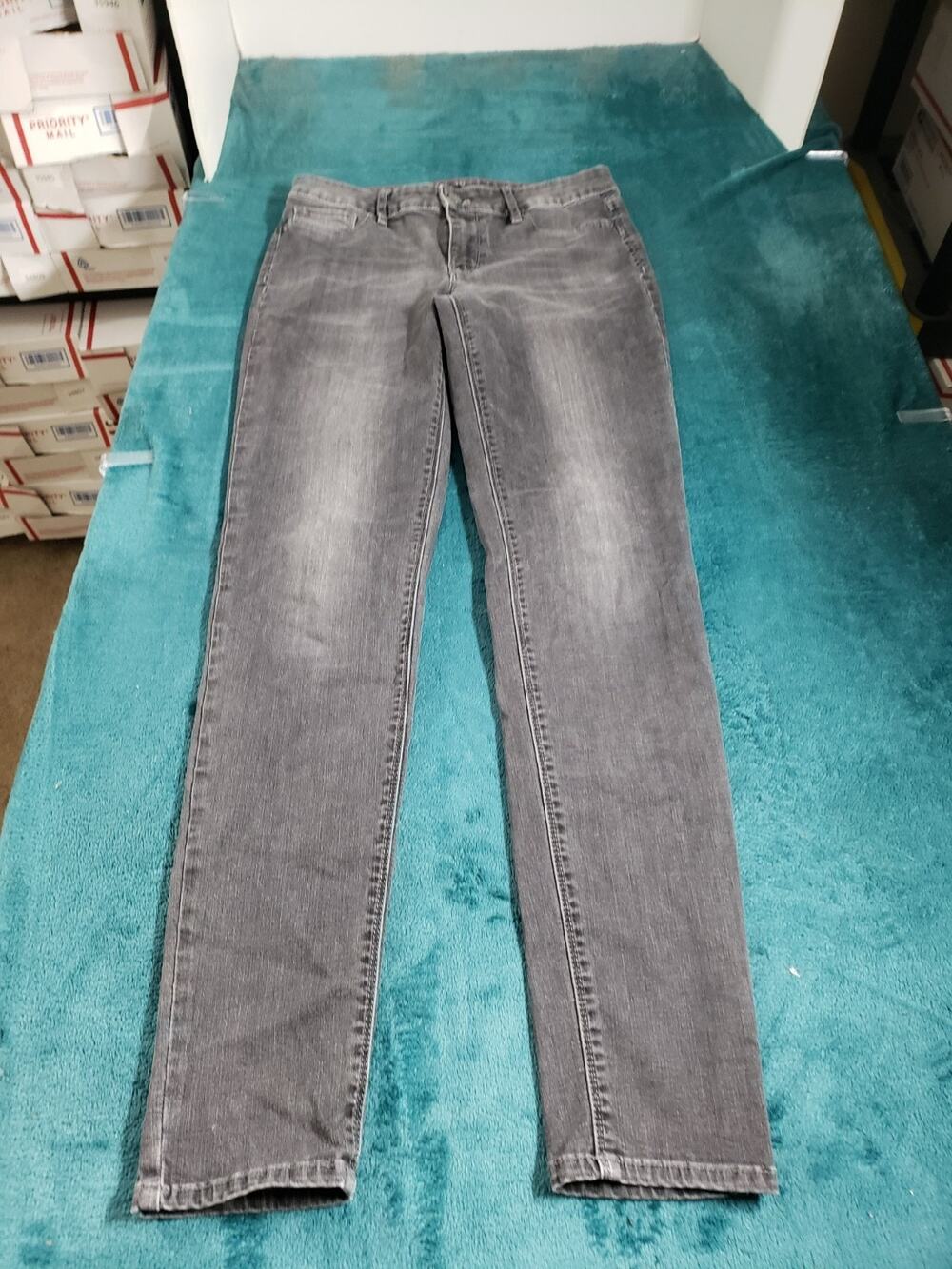 White House Black Market Jeans Size 4 Long Women Black Stretch Mid Rise Jegging